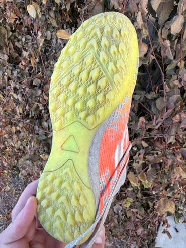 где можно купить настольный теннис: Футбольная обувь для мини-футбола/футзала (тапки/сороконожки) детская — 2