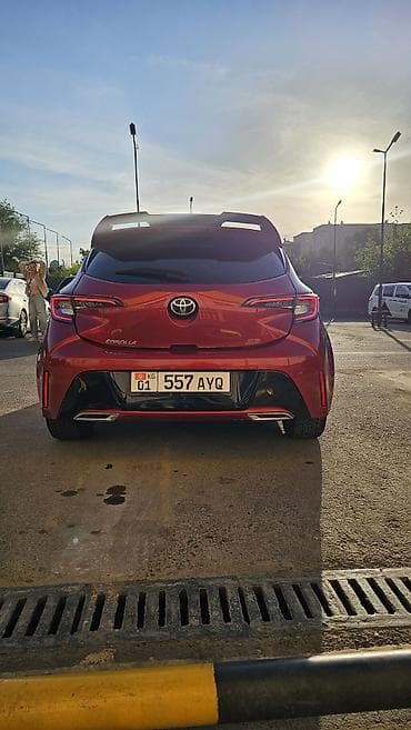 e21: Toyota Corolla: 2019 г., 2 л, Вариатор, Бензин, Хэтчбэк — 4