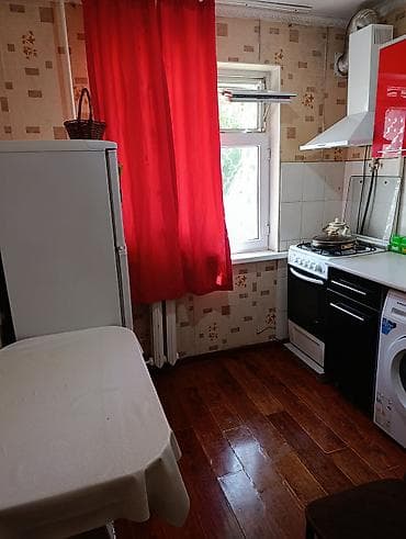 моладая гвардия: 47 м², С мебелью — 8