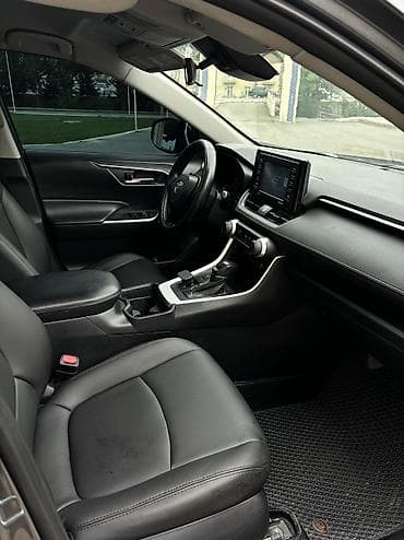 Toyota RAV4: 2020 г., 2.5 л, Автомат, Бензин, Кроссовер — 10