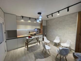 частный дом: Штукатурка стен, Штукатурка потолков, Шпаклевка стен | Венецианская, Акриловая вода эмульсия, Арт бетон Больше 6 лет опыта — 25