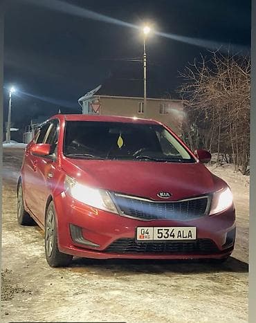 Kia Rio: 2015 г., 1.4 л, Механика, Бензин, Седан