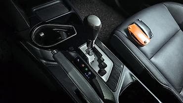 step rf3: Toyota RAV4: 2018 г., 2.5 л, Автомат, Гибрид, Кроссовер — 6