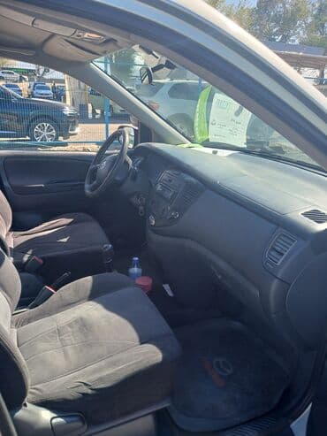 автомобили для инвалидов с ручным управлением: Mazda MPV: 2002 г., 2 л, Механика, Дизель, Минивэн — 8