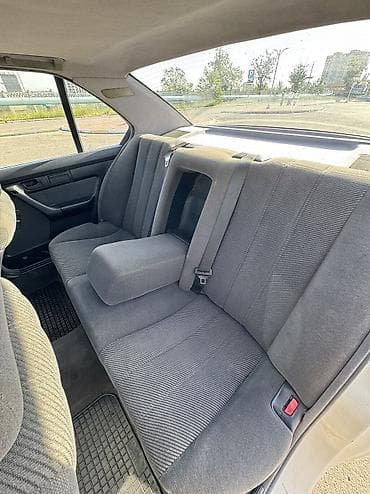 bud e9: BMW 5 series: 1991 г., 2.5 л, Механика, Бензин, Седан — 10