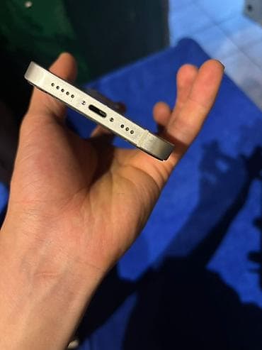 galaxy fold 3: IPhone 13, Б/у, 256 ГБ, Белый — 5