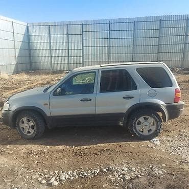 maverick: Ford Maverick: 2002 г., 3 л, Автомат, Бензин, Внедорожник — 2