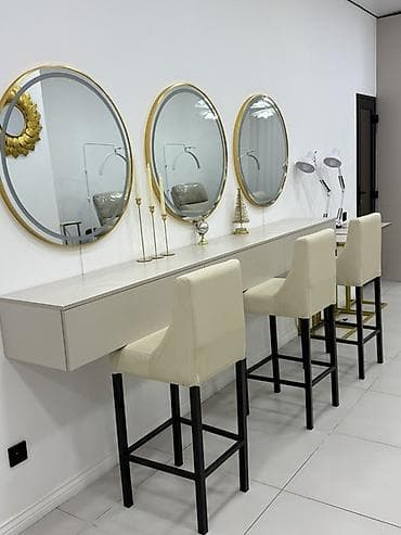 Маникюр столдору: Срочно продается Зеркало и барный стол Все новое Зона для — 1