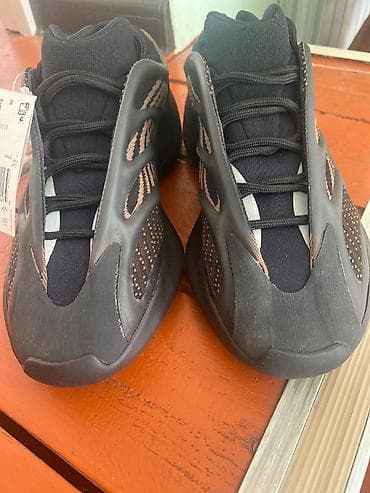 в чулках: Мужские кроссовки, 40, Adidas, Новый, цвет - Черный, Самовывоз, Бесплатная доставка — 2