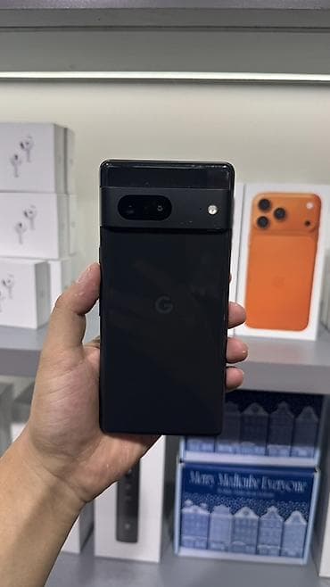 камеры авто: Google Pixel 7, Б/у, 128 ГБ, цвет - Черный, 1 SIM — 1