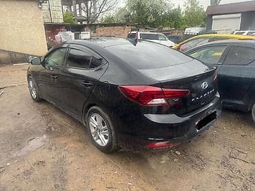 авто грандеур: Hyundai Elantra: 2020 г., 2 л, Автомат, Бензин, Седан — 4