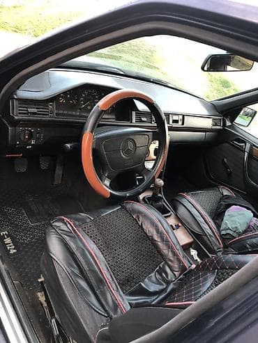 lexus rx 350 2011: Mercedes-Benz W124: 1993 г., Ручные, Седан — 4