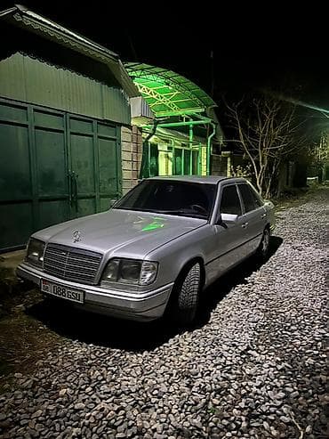 карл маркс капитал: Mercedes-Benz W124: 1995 г., 2.2 л, Ручные, Бензин, Седан — 2