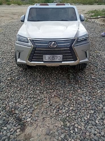 Lexus: Балдар электрокары, Колдонулган — 1
