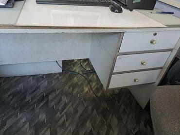 офисные столы бу: 2 стола (офисные) — 4