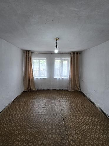 Дома: ✨ Продаётся дом в с. Сокулук ✨ 🏡 Характеристики: • Участок - 8 соток — 5