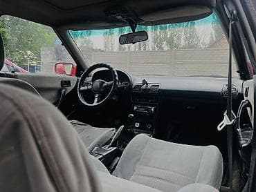 chery arizo: Mazda 323: 1990 г., 1.6 л, Механика, Бензин, Лифтбек — 8