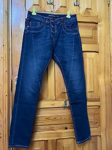 джинсы 26: Джинсы из плотного денима темно‑синего цвета с эффектом легкого — 4