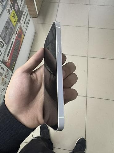 ipad pro 2016: IPhone 12, Белый, 77 % — 3