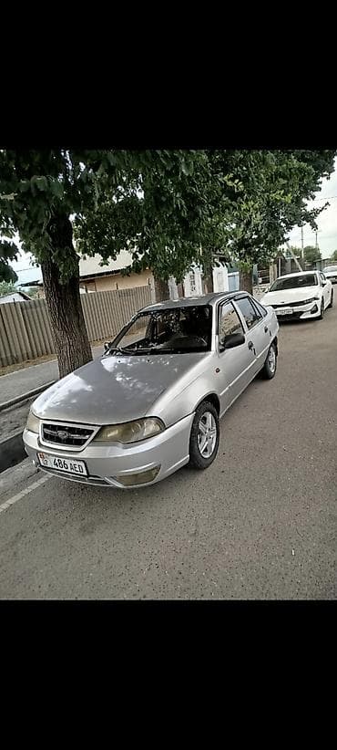 Daewoo Nexia: 2011 г., 1.6 л, Механика, Бензин, Седан