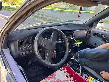 карпаты взлом: Volkswagen Passat Variant: 1991 г., Ручные, Бензин, Универсал — 5