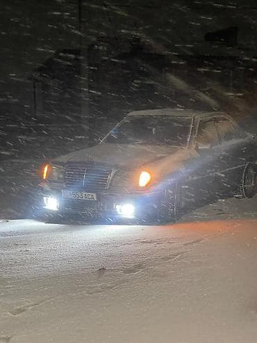 даево нексия 1: Mercedes-Benz W124: 1993 г., Газ, Седан — 4