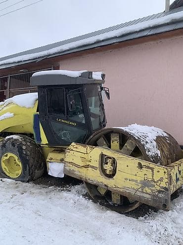 вам самурай: 20 тонн Машина: COMPACTADOR (уплотнитель, дорожный каток) Марка — 1