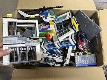 лего кирпич апарат: Большой лот LEGO - Тематика: преимущественно LEGO City (полиция — 4
