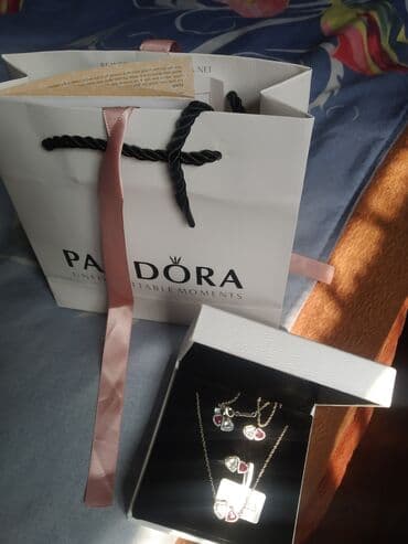 продажа статуэток: Украшение PANDORA 5в1 за 550, 750,часы по 250,Юла СССРская 850алое — 1