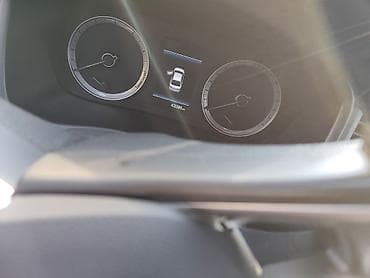 телефон 210: Сурочна. срочна Пробег по одометру: 43 285 мил (видно на панели — 10