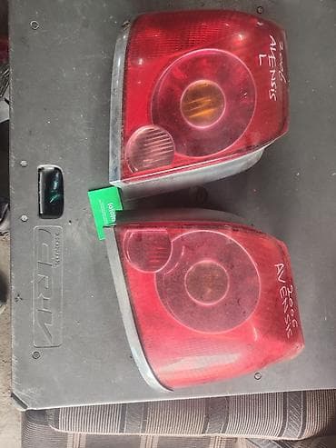 задний стоп тойота авенсис: Задние фонари Toyota Avensis (T25), 2003–2006 - Пара штатных задних — 3