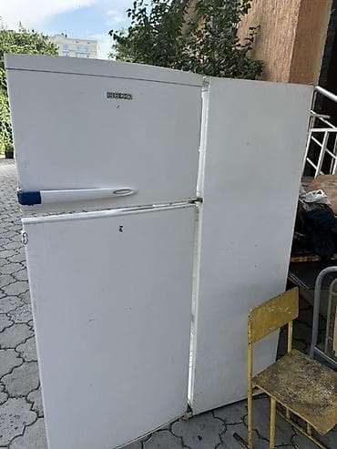 dekko plus: Холодильник Beko, двухкамерный, с верхней морозильной камерой — 1