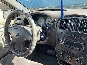 крайслер вояж: Dodge Caravan: 2001 г., 3.3 л, Автомат, Газ, Минивэн — 4