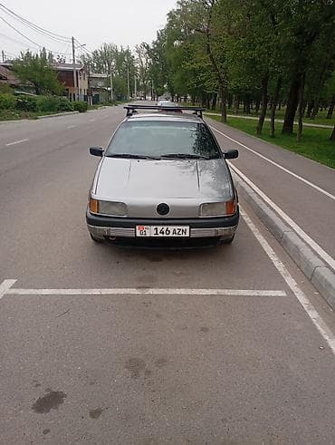 v klass: Volkswagen Passat: 1990 г., 1.8 л, Ручные, Бензин, Седан — 6