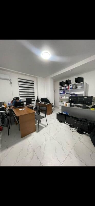 дома под офис: Бишкек Парк ТРЦ Сагынбай Манасчы 141, Токтогула/Исанова (ЖК — 3
