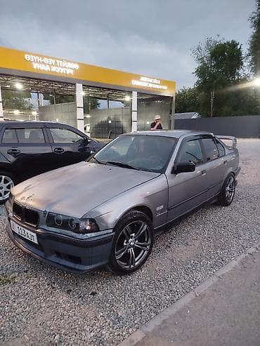 mazda 6 2008: BMW 3 series: 1992 г., 1.8 л, Механика, Бензин, Седан — 2