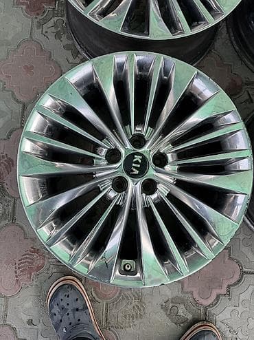 r19: Литые Диски R 19 Kia, Комплект, отверстий - 5, Б/у — 5