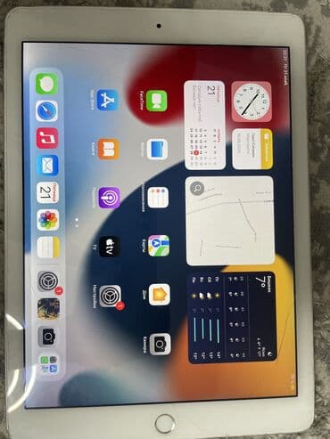 Планшет, Apple, память 128 ГБ, 9" - 10", Wi-Fi, Б/у, Классический цвет - Серебристый