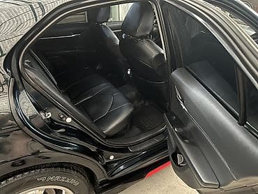 toyta: Toyota Camry: 2018 г., 2.5 л, Автомат, Гибрид, Седан — 9