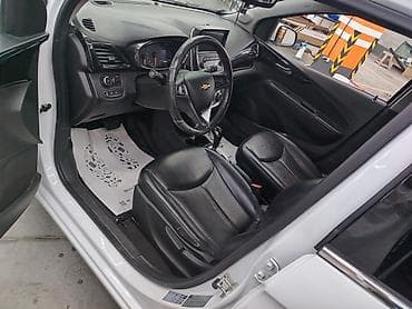 lancer evolution: Chevrolet Spark: 2016 г., 1 л, Вариатор, Бензин, Хэтчбэк — 10