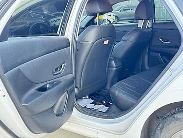 hyunda: Hyundai Avante: 2020 г., 1.6 л, Автомат, Газ, Седан — 9