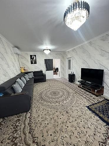 карапол дача: Просторный одноэтажный дом с современной отделкой и навесом у входа — 4