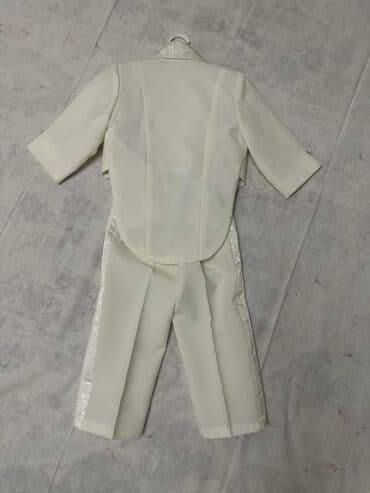 детский электрокар бу: Классический костюм 
На 1.5 года
Одет один раз на фотосессию — 2