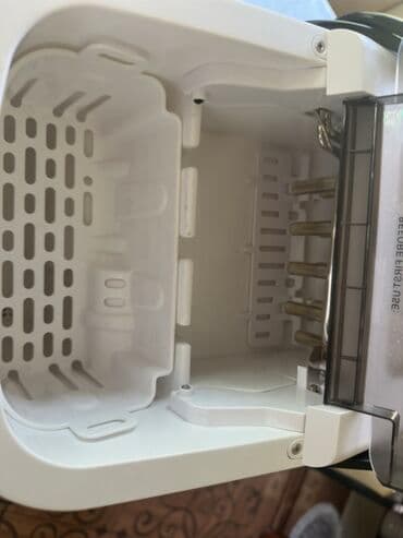 дополнительный капучинатор для кофемашины: Портативный льдогенератор TriTower белого цвета, предназначенный для — 5