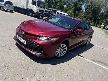 Продажа авто: Toyota Camry: 2018 г., 2.5 л, Вариатор, Гибрид, Седан — 5