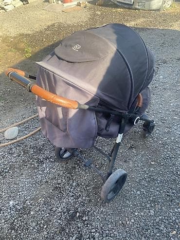 Коляска, цвет - Черный, Б/у