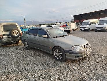 бампер на алтеззу: Toyota Avensis: 2002 г., 1.8 л, Ручные, Бензин, Лифтбек — 2