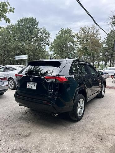 avalon 2017: Toyota RAV4: 2018 г., 2.5 л, Вариатор, Бензин, Кроссовер — 3