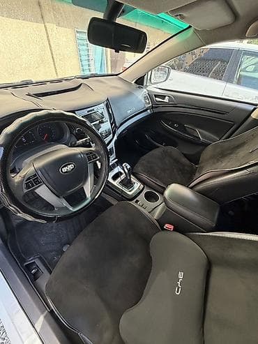 BYD E5: 2018 г., Автомат, Седан — 5