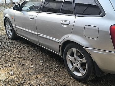 Mazda: Mazda 323: 2003 г., 1.6 л, Механика, Бензин, Хэтчбэк — 5